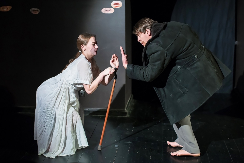 Aļona Ivanova – Anastasija Rekutra-Džordževiča, Raskoļņikovs – Artūrs Putniņš // Foto – Inese Kalniņa