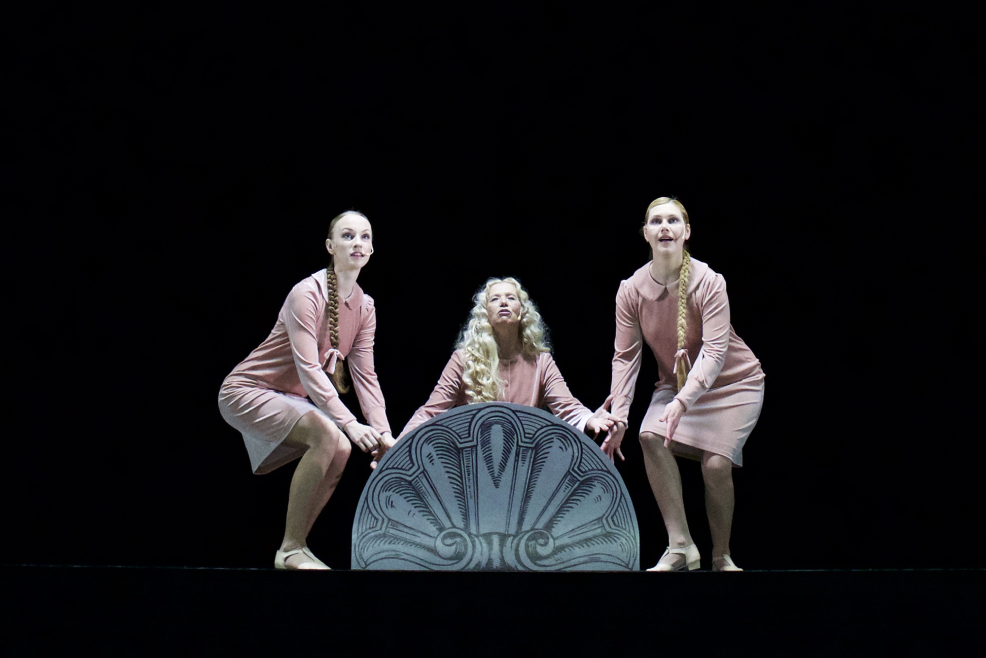 Skats no Viestura Kairiša izrādes 