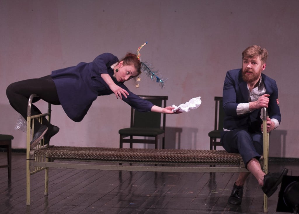 Skats no Ģertrūdes ielas teātra izrādes 