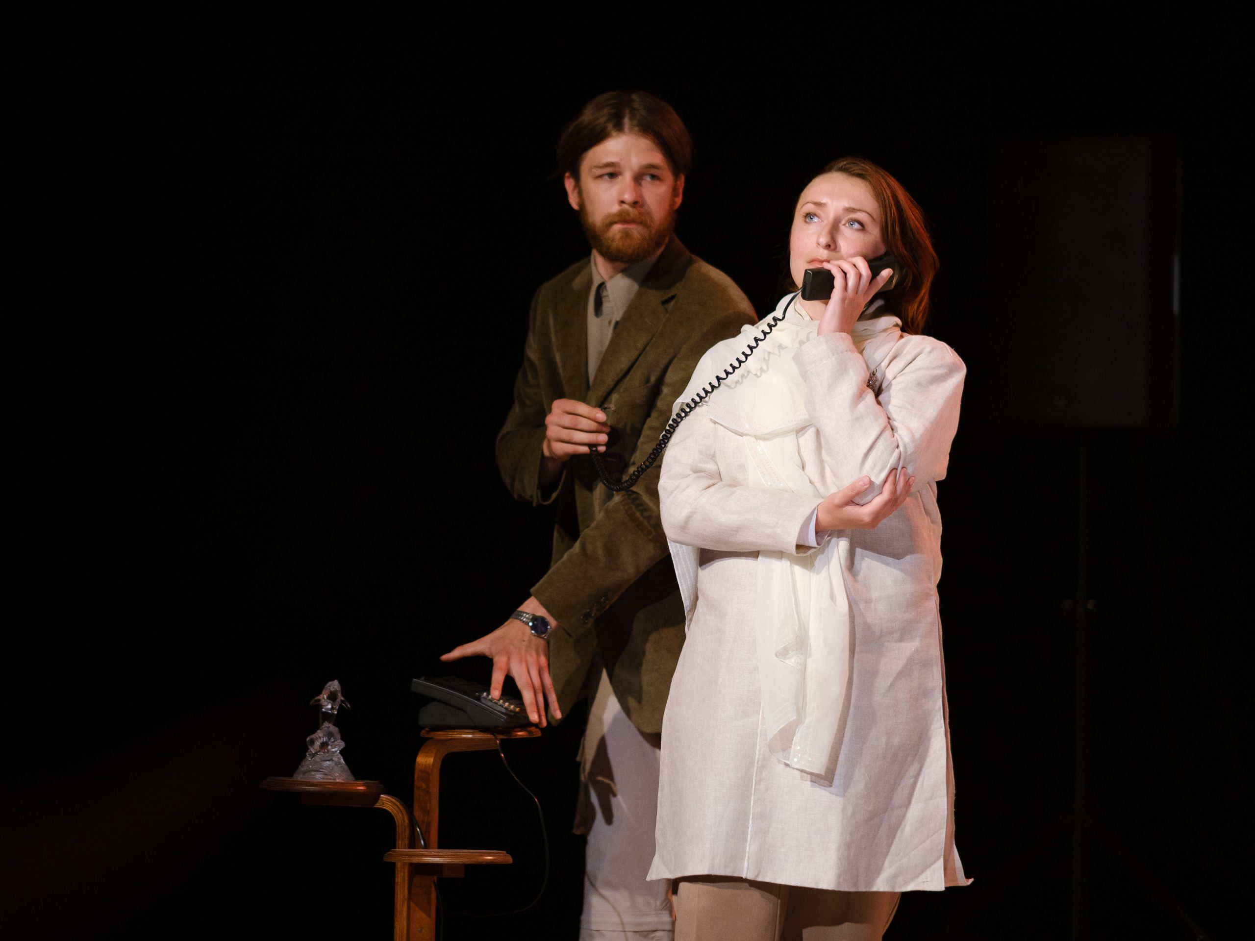 Āris Matesovičs un Jana Ļisova izrādē 