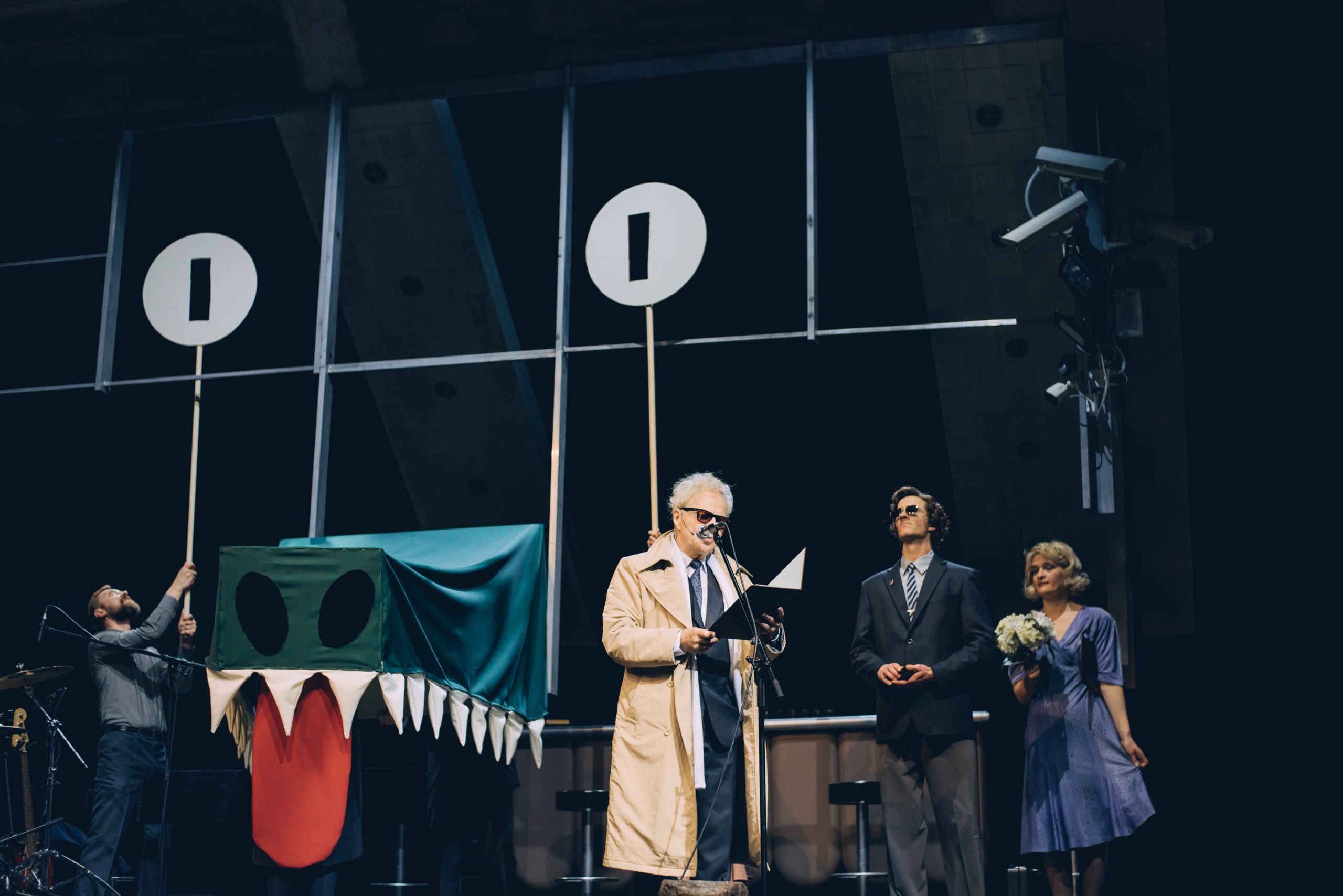 Skats no izrādes “Jauna cilvēka memuāri” Valsts Jaunatnes teātrī // Foto – Dmitrij Matvejev