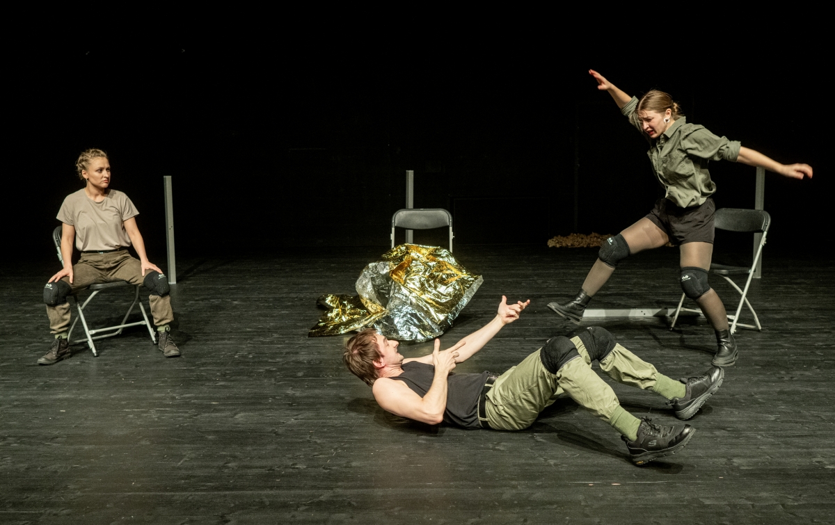 Skats no neatkarīgā Harkivas teātra “Nafta” (kopā ar Austrijas 