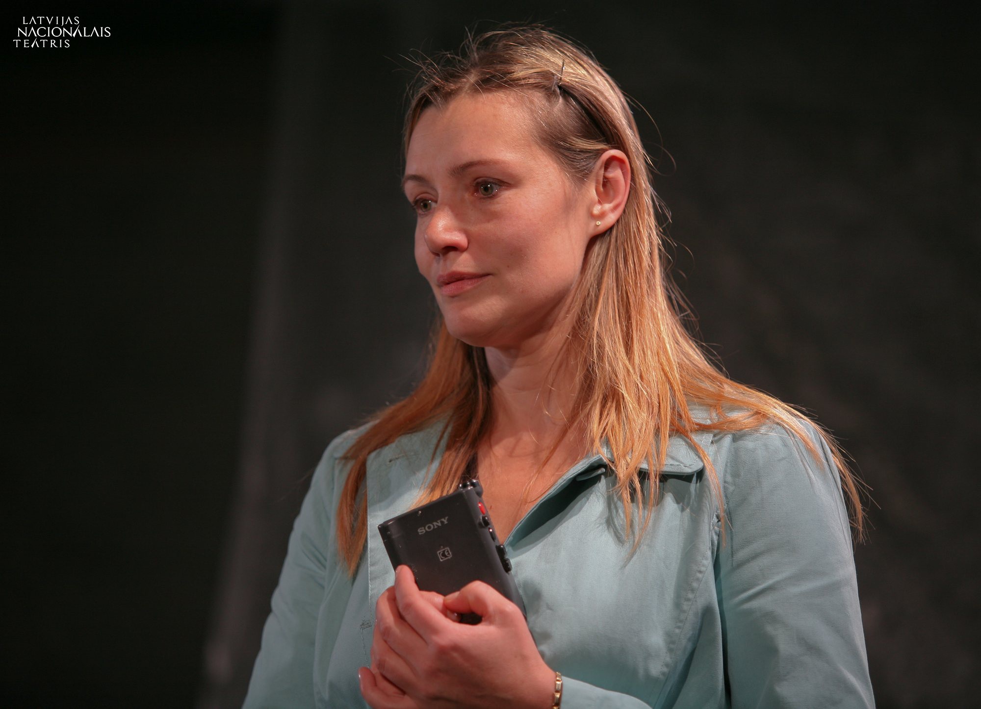 Aktrise Zane Jančevska izrādē 