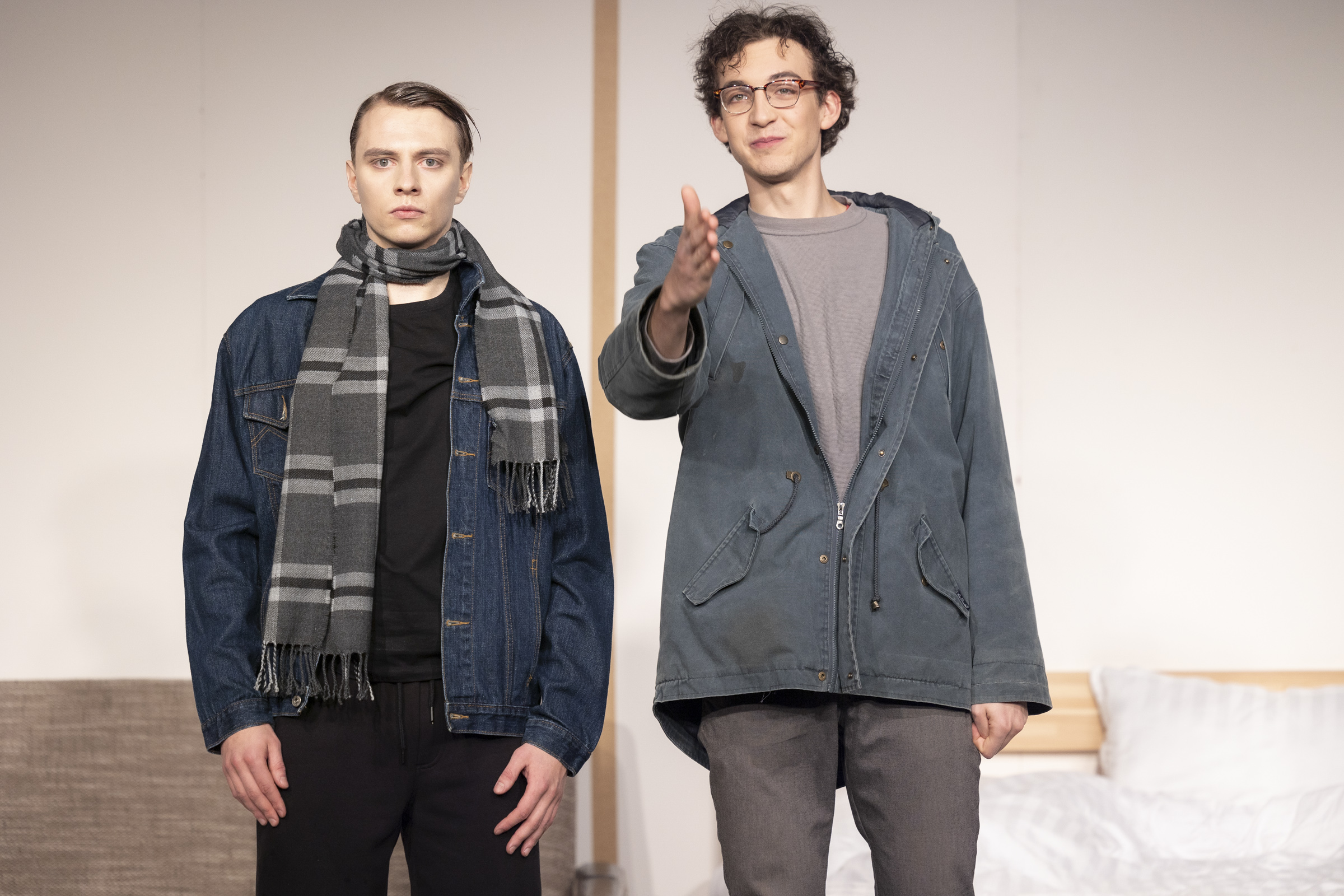 Ritvars Logins un Gerds Lapoška izrādē 