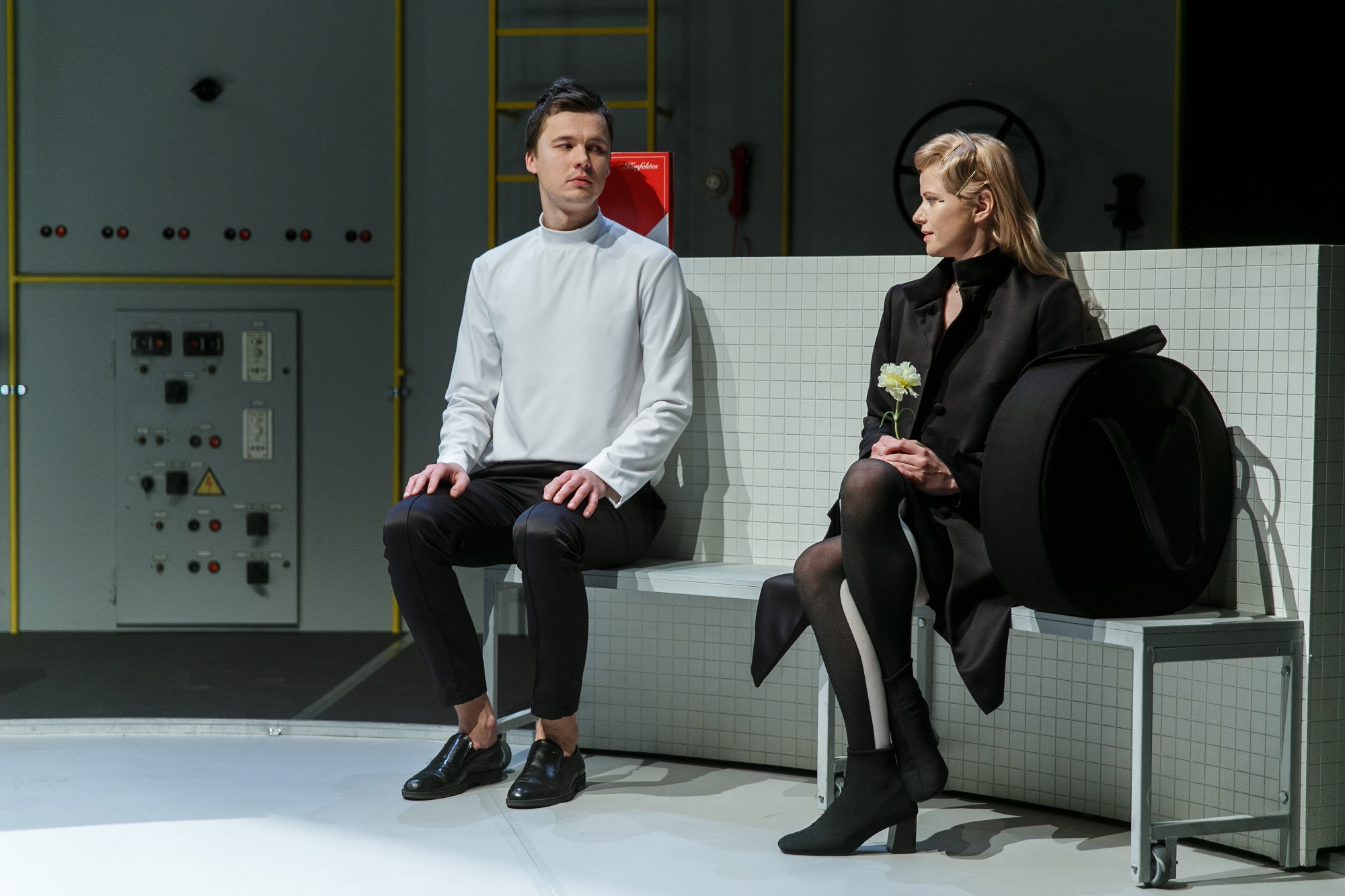 Jevdokimovs – Mārtiņš Meiers, Nataša – Inga Apine // Foto – Matīss Markovskis