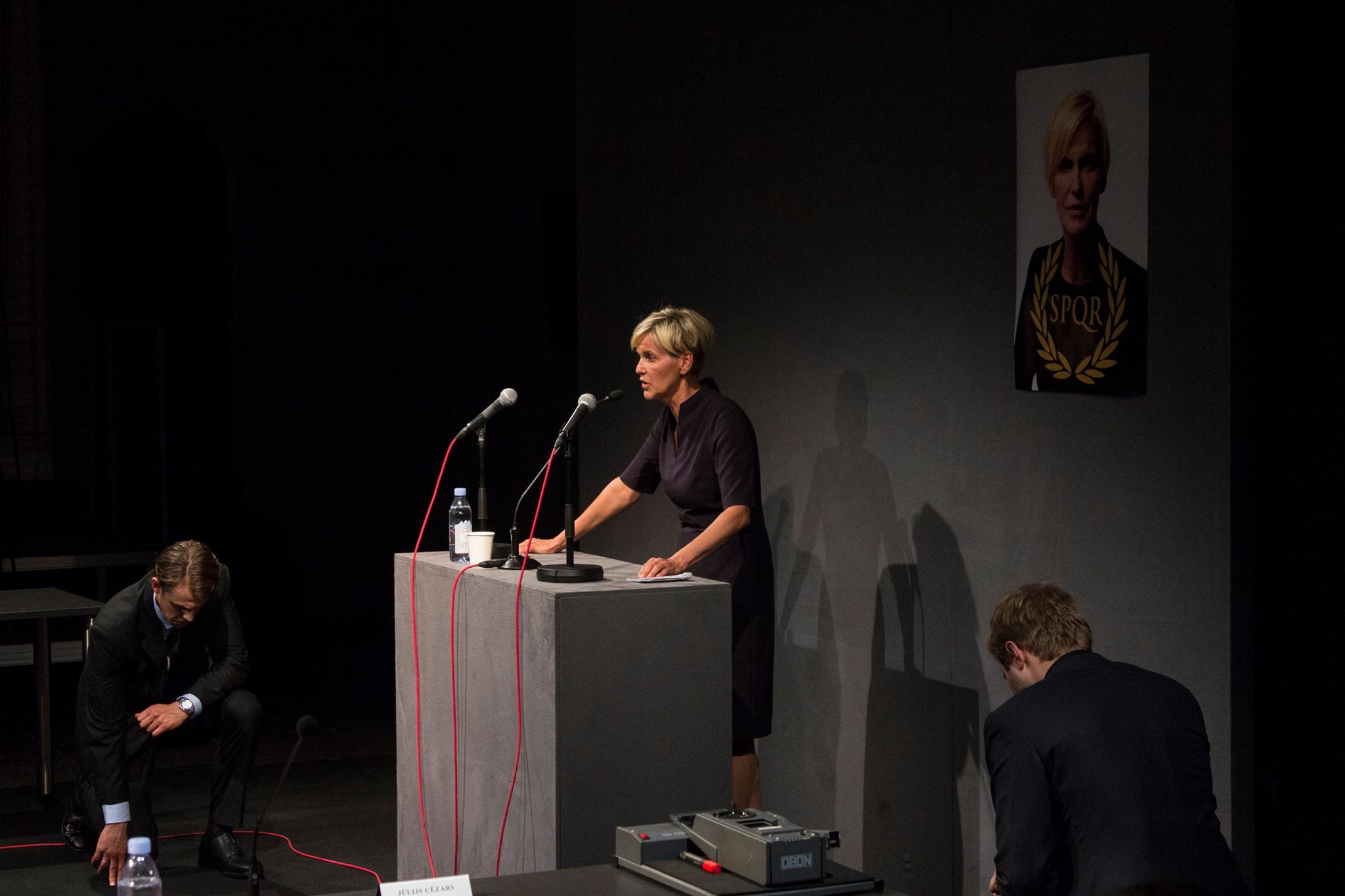 Skats no ĢIT izrādes 