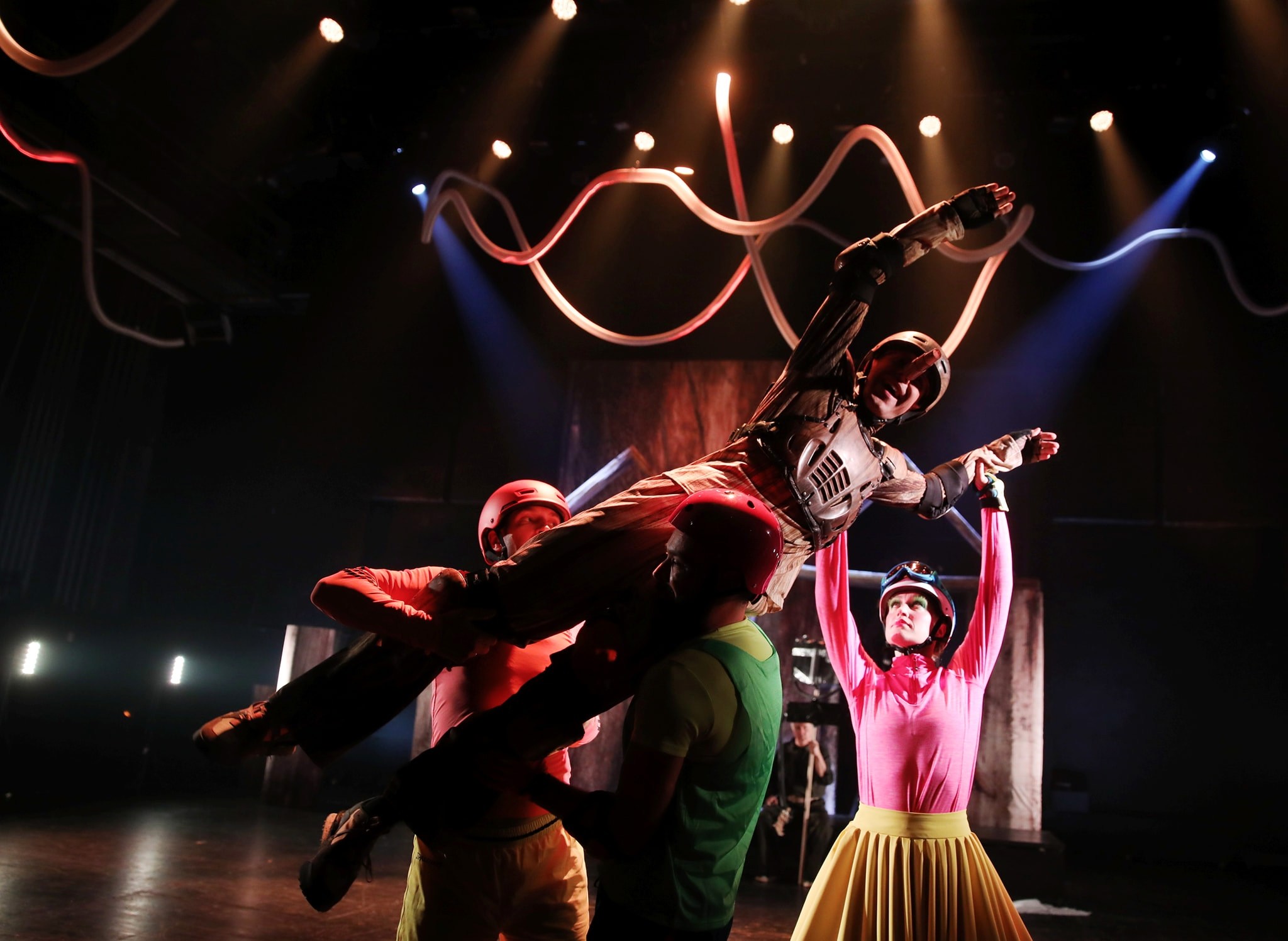 Skats no LNT izrādes 