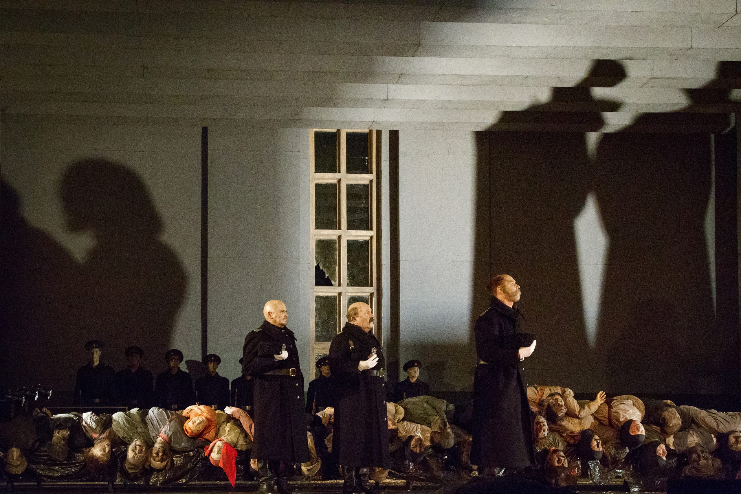 Skats no Andreja Mogučija izrādes 