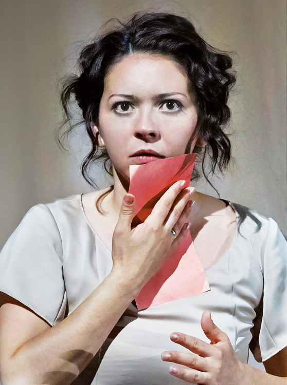 Jekaterina Frolova – Fro izrādē 