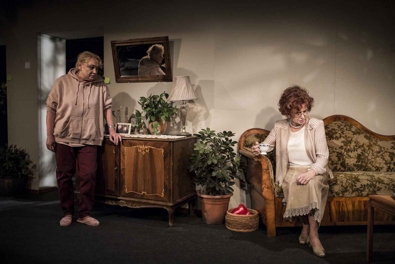 Džesija – Indra Briķe, Telma – Olga Dreģe // Foto – Artūrs Pavlovs