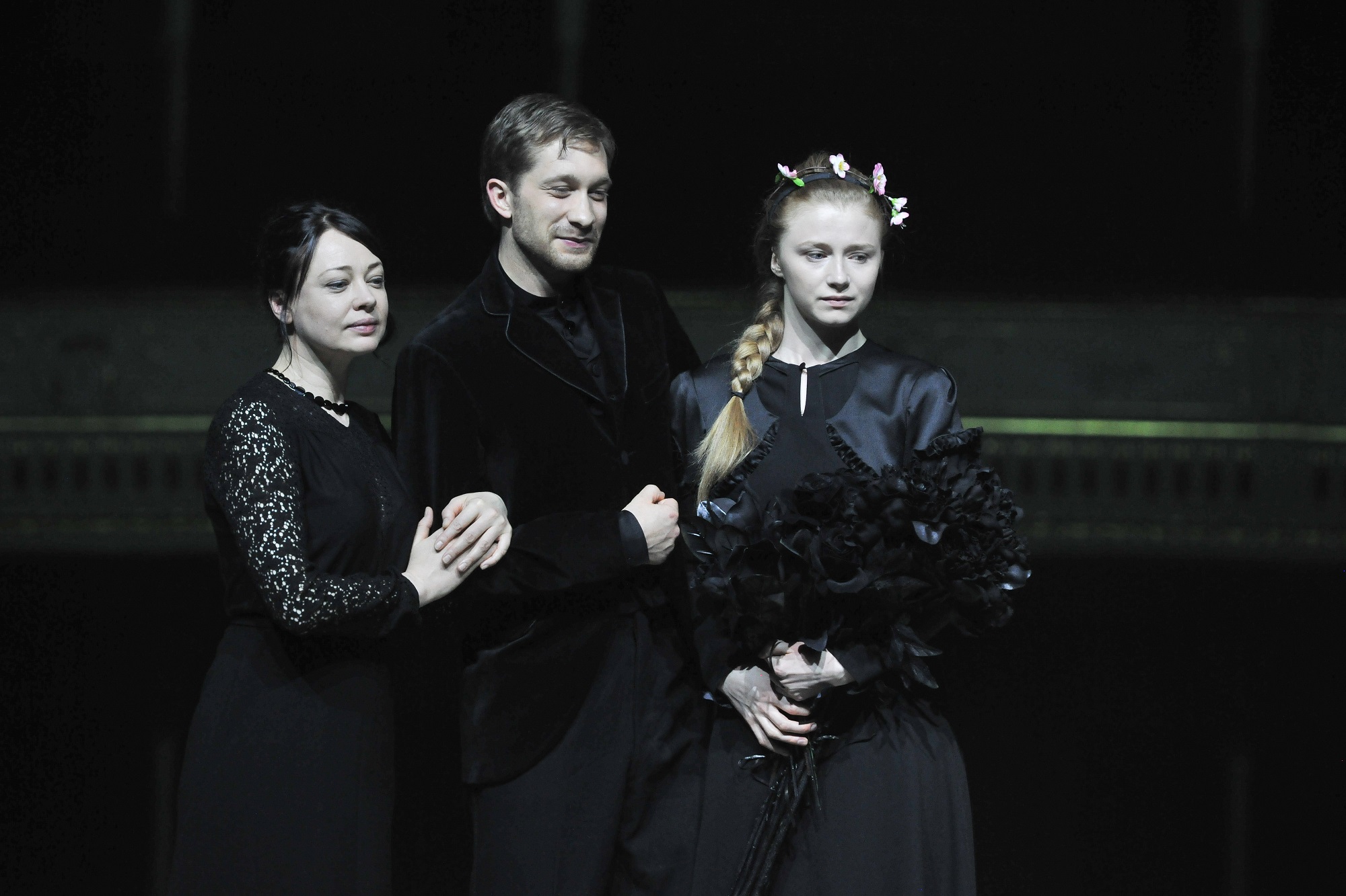 Māte – Daiga Kažociņa, Līgavainis – Romāns Bargais, Līgava – Agnese Cīrule // Foto – Kristaps Kalns