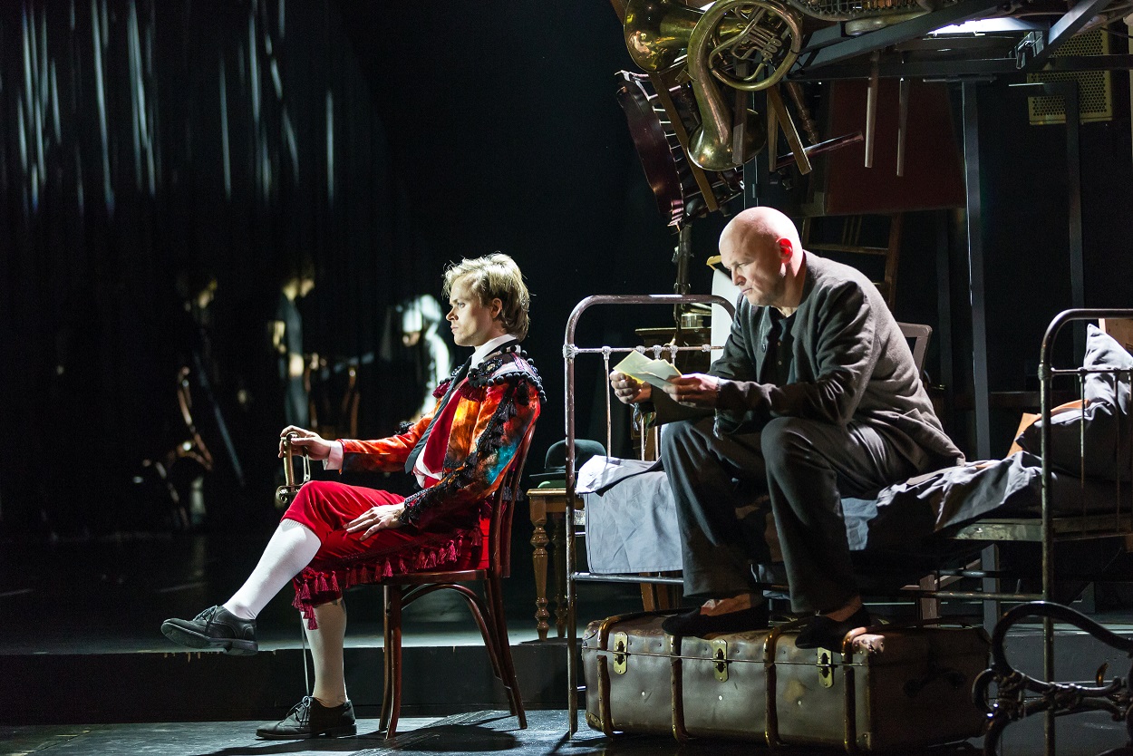 Fēlikss Kruls jaunībā – Uldis Siliņš, Fēlikss Kruls briedumā – Ivars Puga // Foto – Gunārs Janaitis