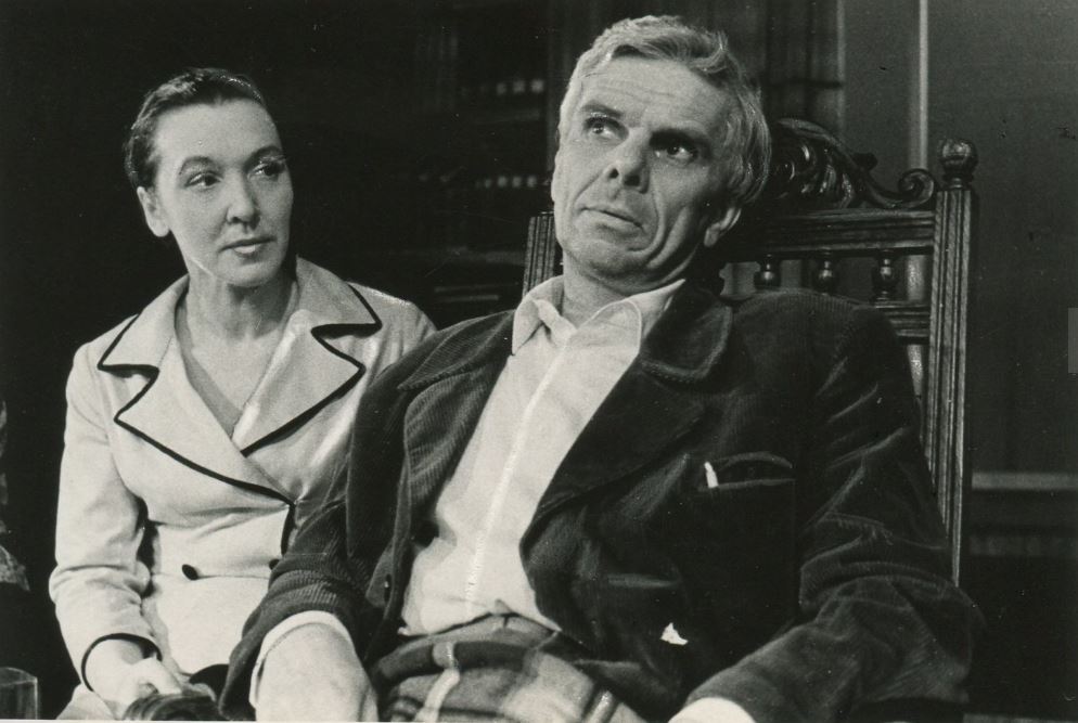 Ruta Birgere un Uldis Koškins Valmieras teātra izrādē 