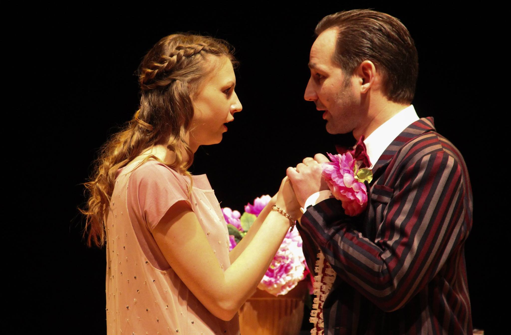 Skats no OT izrādes 