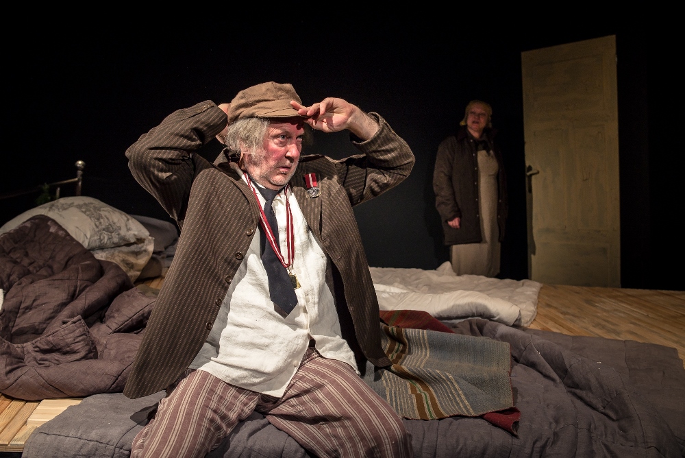 Vecais – Juris Bartkevičs, Vecene – Indra Briķe // Foto – Daina Geidmane