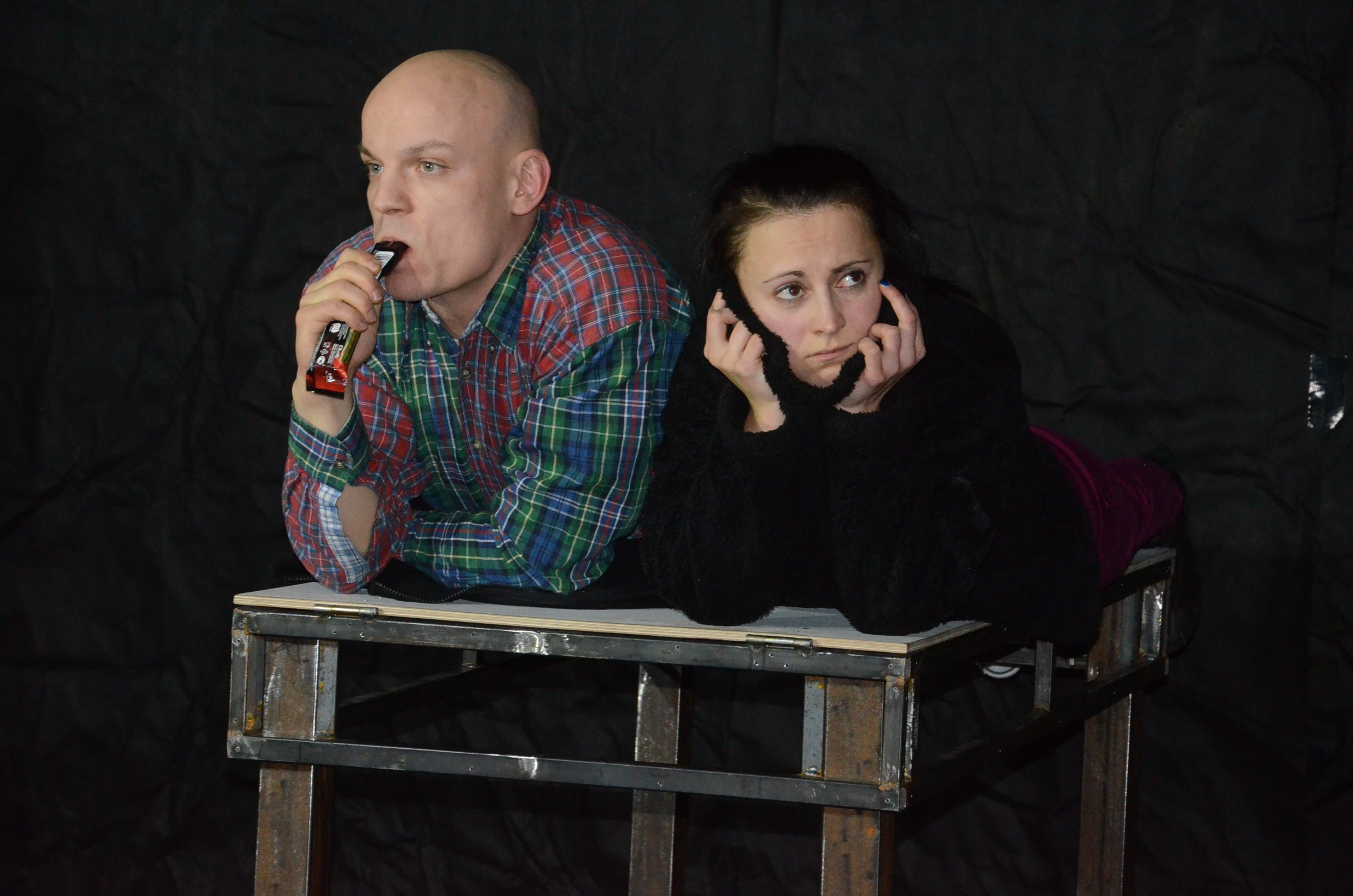 Kaspars Kārkliņš un Anete Berķe izrādē 