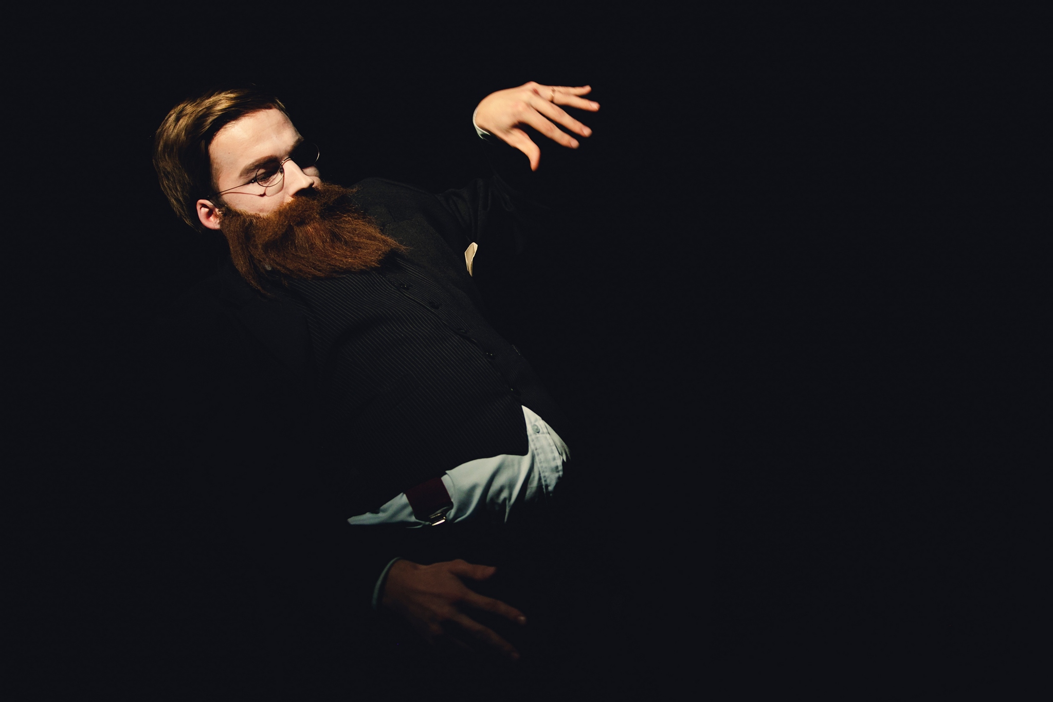 Skats no DDT izrādes 