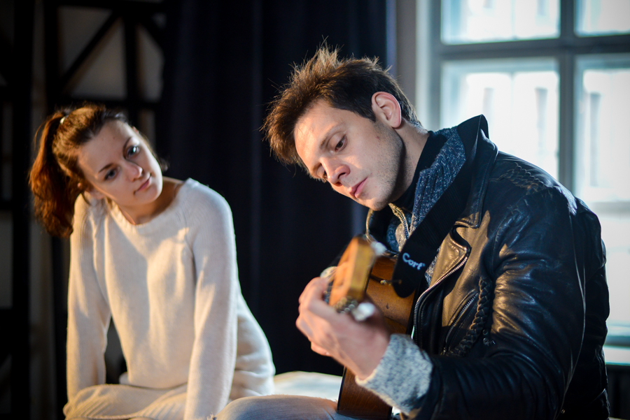 Ance Muižniece un Pāvels Griškovs izrādē 