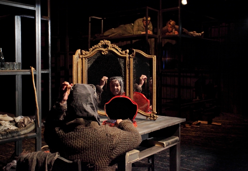 Vecāmāte – Indra Briķe // Foto – Agnese Zeltiņa