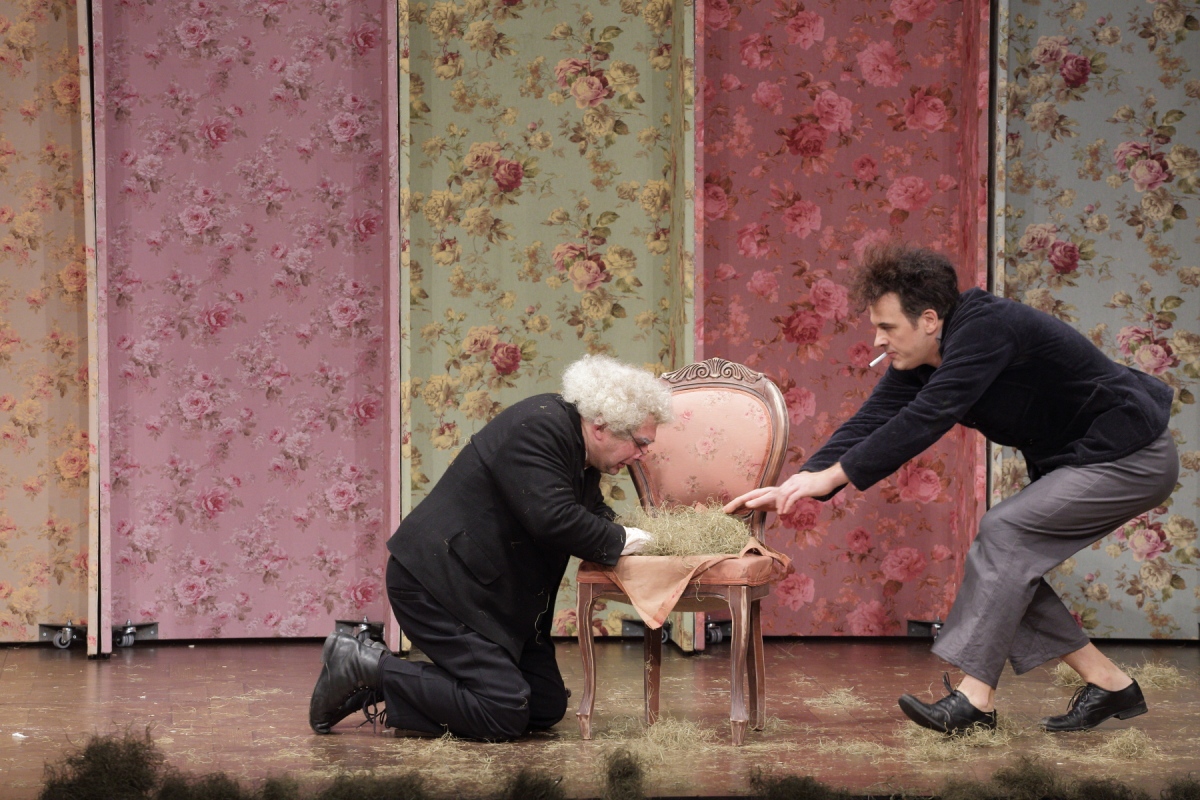 Ipolits Matvejevičs Vorobjaņinovs – Gundars Āboliņš, Ostaps Benders – Andris Keišs // Foto – Jānis Deinats