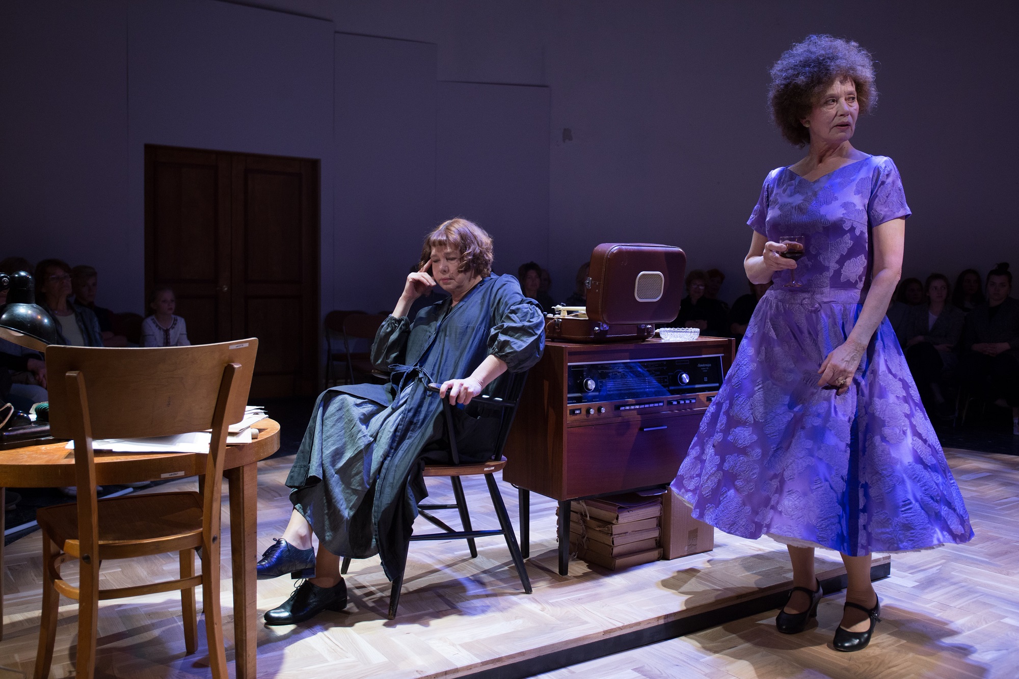 Stubenhocker – Inese Ramute, Kalniņkundzīte – Dace Eversa // Foto – Gatis Priednieks-Melnacis