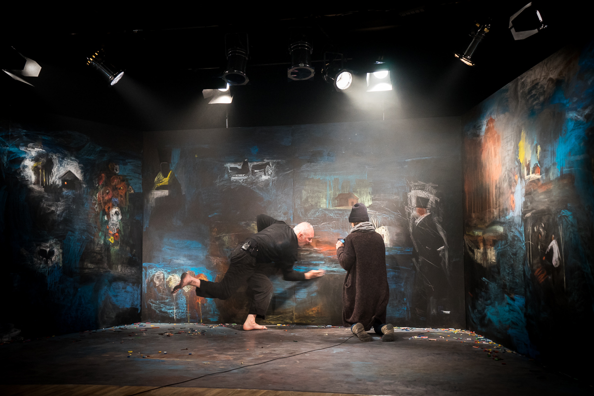 Skats no izrādes // Publicitātes foto