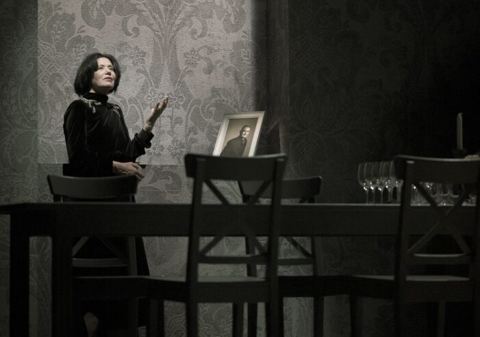 Aktrise Dace Everss // Foto – Valmieras teātra arhīvs