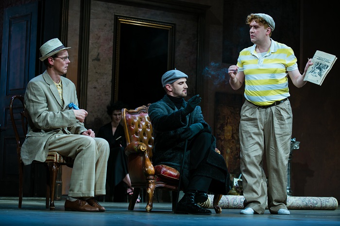 Mihails Aleksandrovičs Berliozs  – Krišjānis Salmiņš,  Volands – Jānis Znotiņš, Ivans Bezpajumtnieks – Imants Strads // Foto – Matīss Markovskis