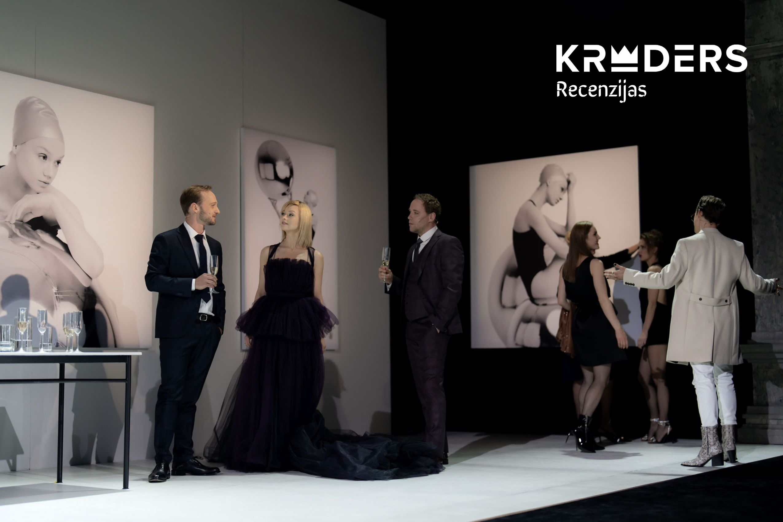 Skats no LNT izrādes