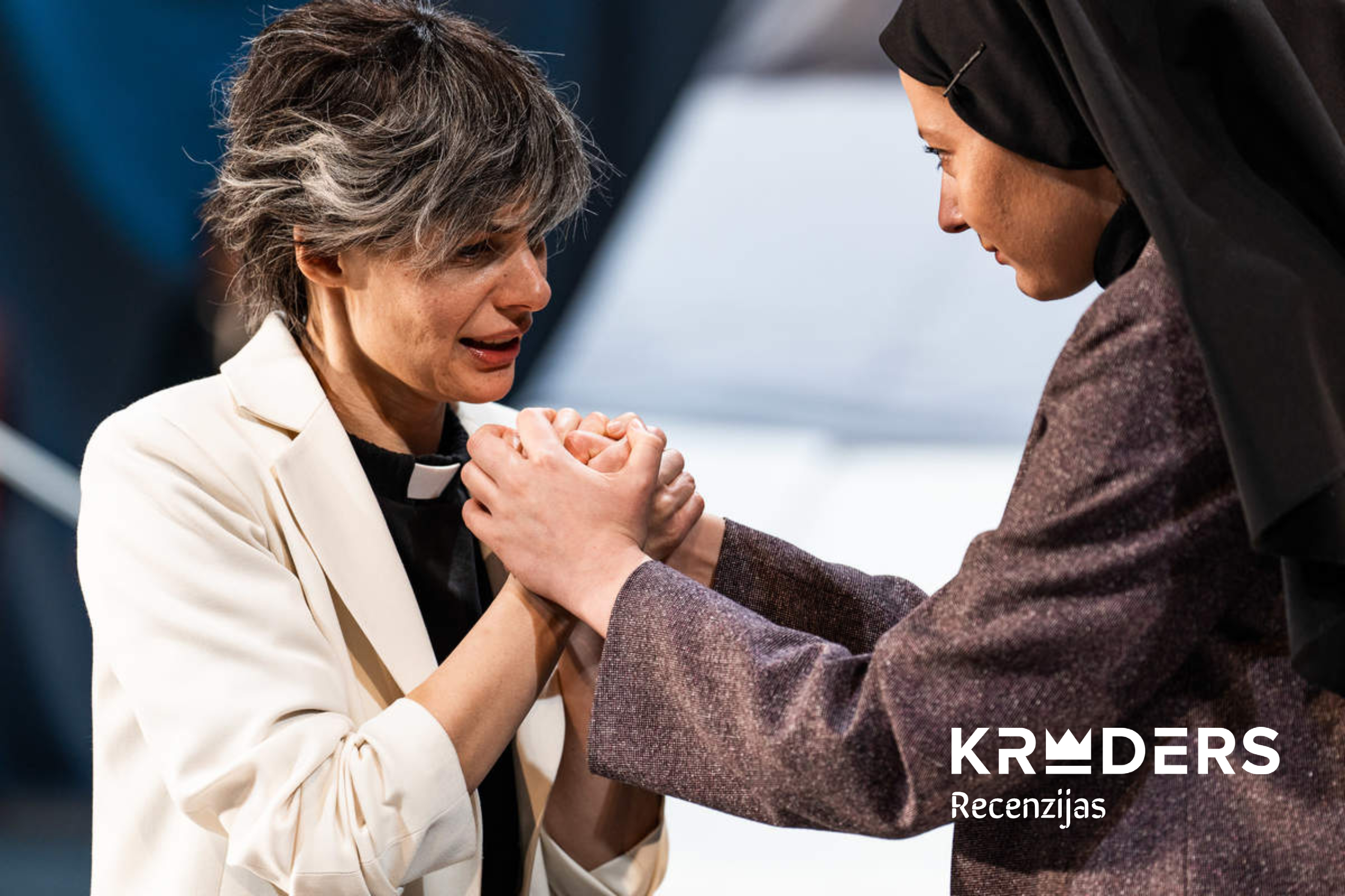 Skats no DT izrādes