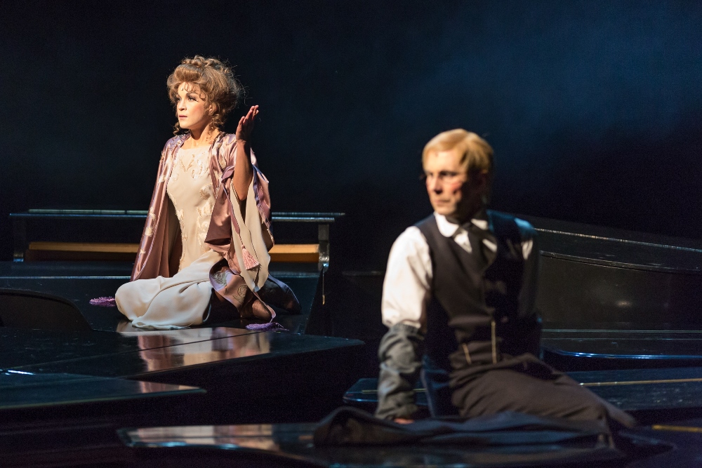 Ilze Ķuzule-Skrastiņa – Loļečka DT izrādē 