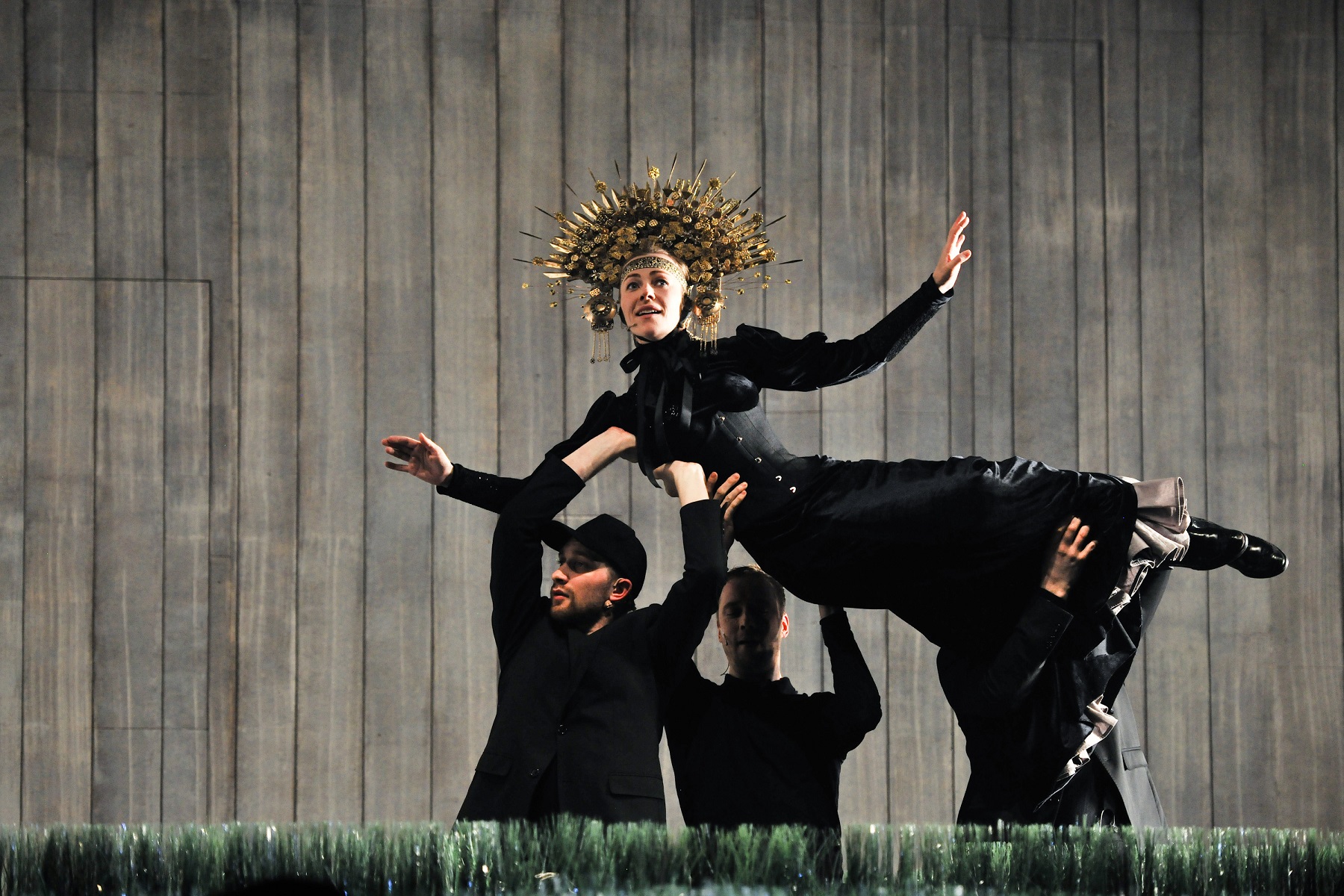 Skats no Nacionālā teātra izrādes