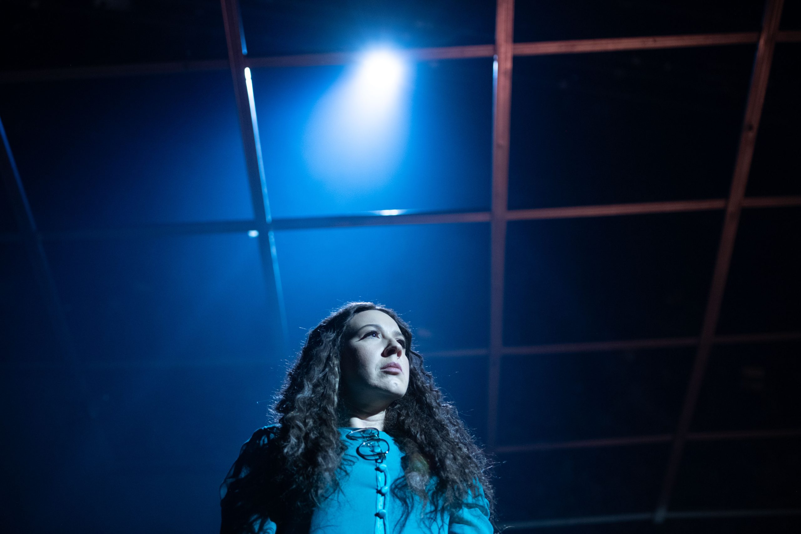 Skats no izrādes // Foto – Kristaps Kalns