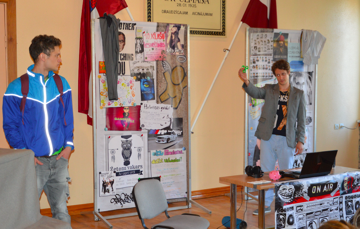 Skats no Goda teātra izrādes 