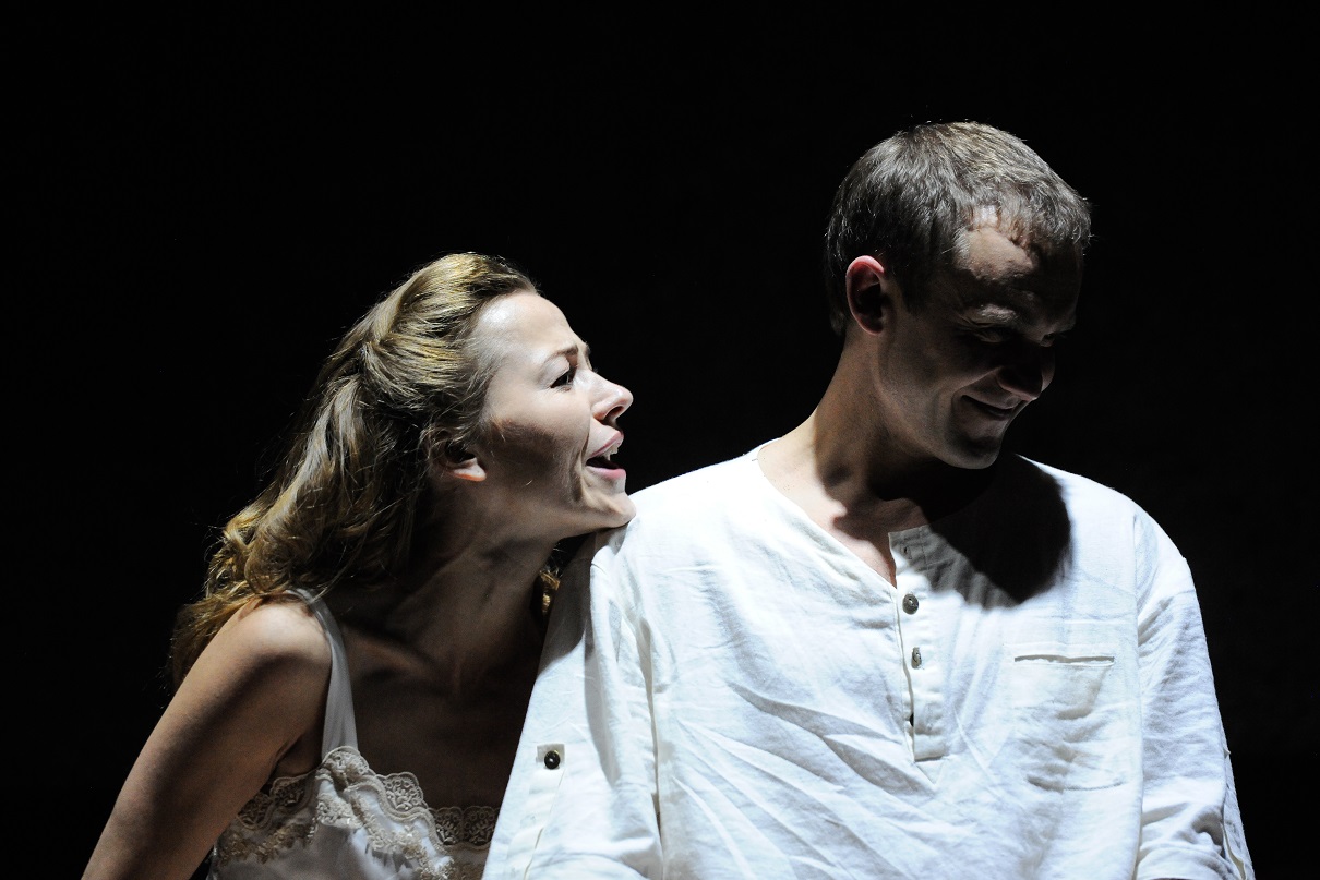 Laimdota – Maija Doveika, Lāčplēsis – Uldis Anže // Foto – Kristaps Kalns