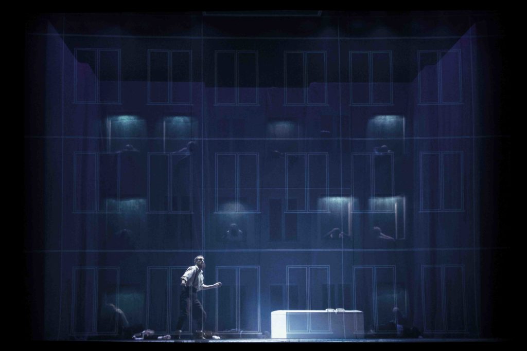 Skats no Nacionālā teātra izrādes 