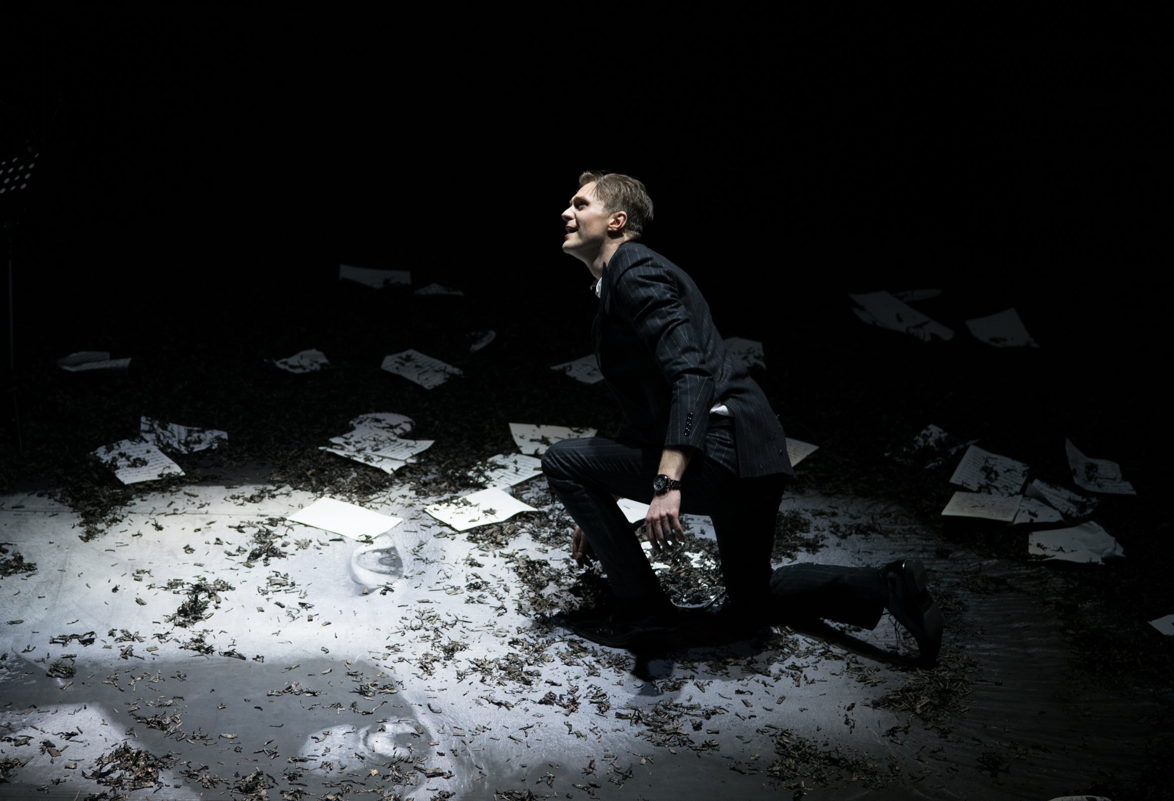 Skats no DT izrādes 