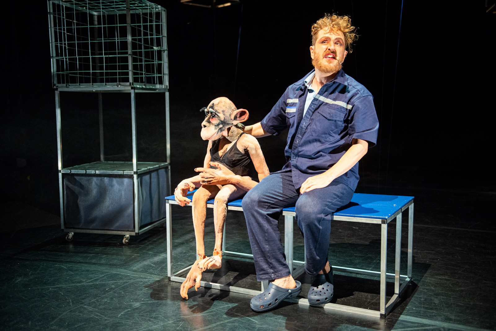 Skats no Dudas Paivas kompānijas (Nīderlande) izrādes “Brūss Marija” // Foto – Kronos Media