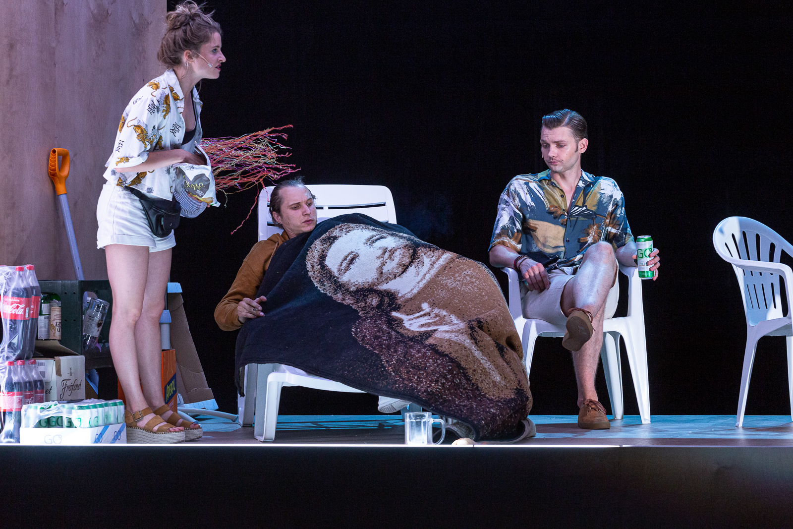 Krista – Alise Danovska, Rihards – Niklāvs Kurpnieks, Oskars – Mārtiņš Upenieks // Foto – Jānis Deinats