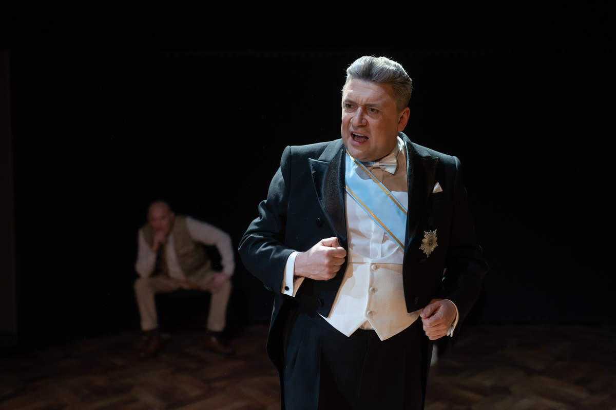 Skats no Dailes teātra izrādes