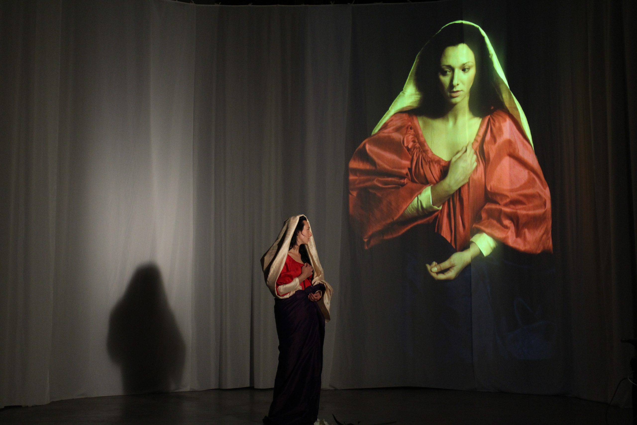 Skats no izrādes “Intervija ar Madonnu” (2014) // Foto – Epp Kubu