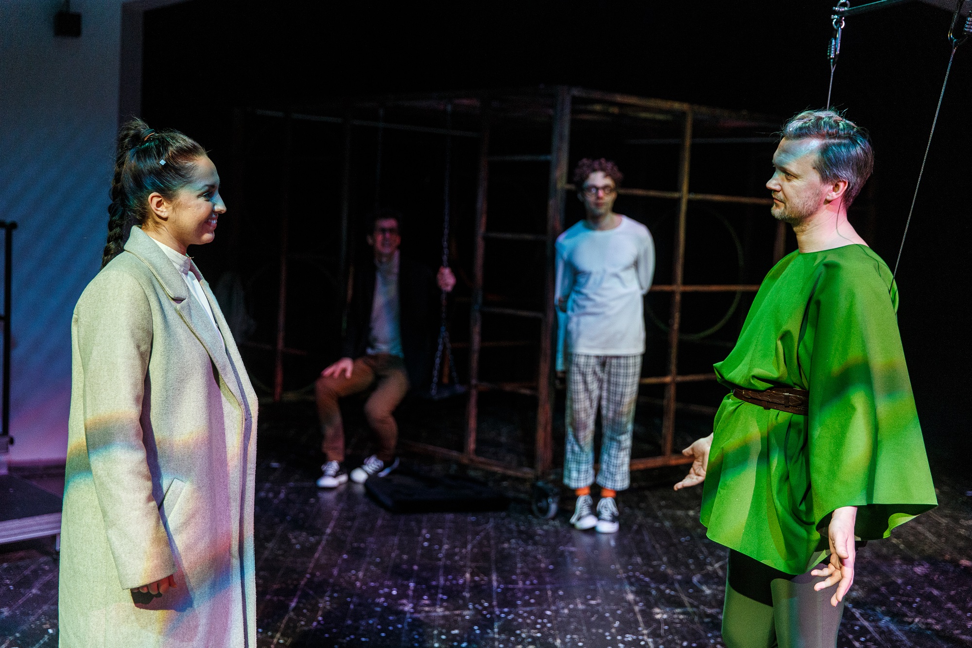 Skolotāja – Anna Nele Āboliņa, Tēvs – Aigars Apinis // Foto – Matīss Markovskis