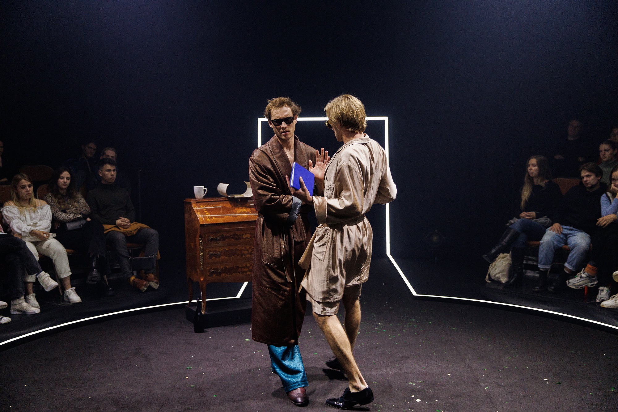 Krišjānis Strods – Nikolajs Stavrogins, Pēteris Verhovenskis – Sandis Runge // Foto – Matīss Markovskis