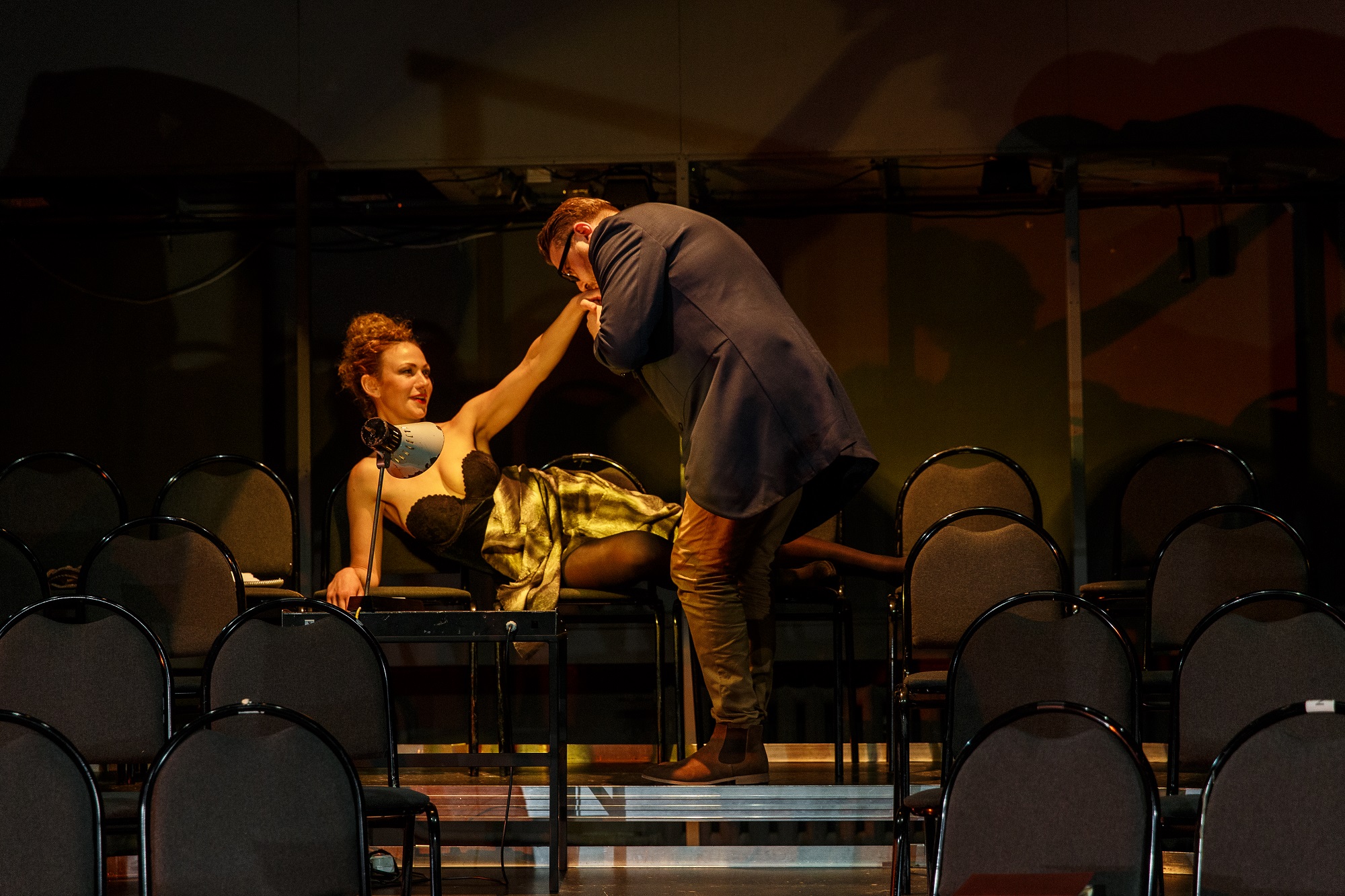 Vanda – Inga Alsiņa-Lasmane, Tomass – Imants Strads // Foto – Matīss Markovskis