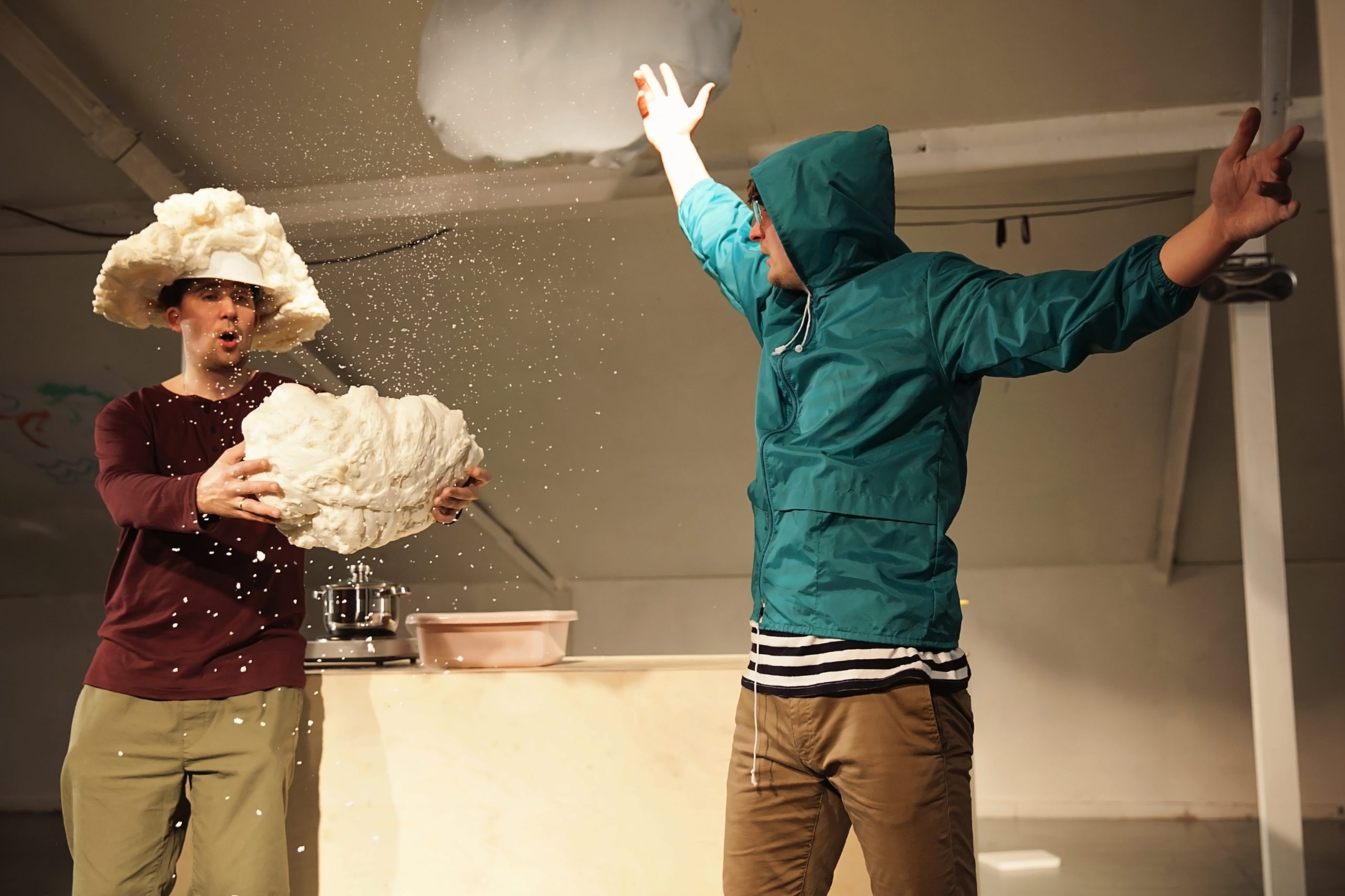 Andrejs Možeiko un Artūrs Putniņš DDT izrādē