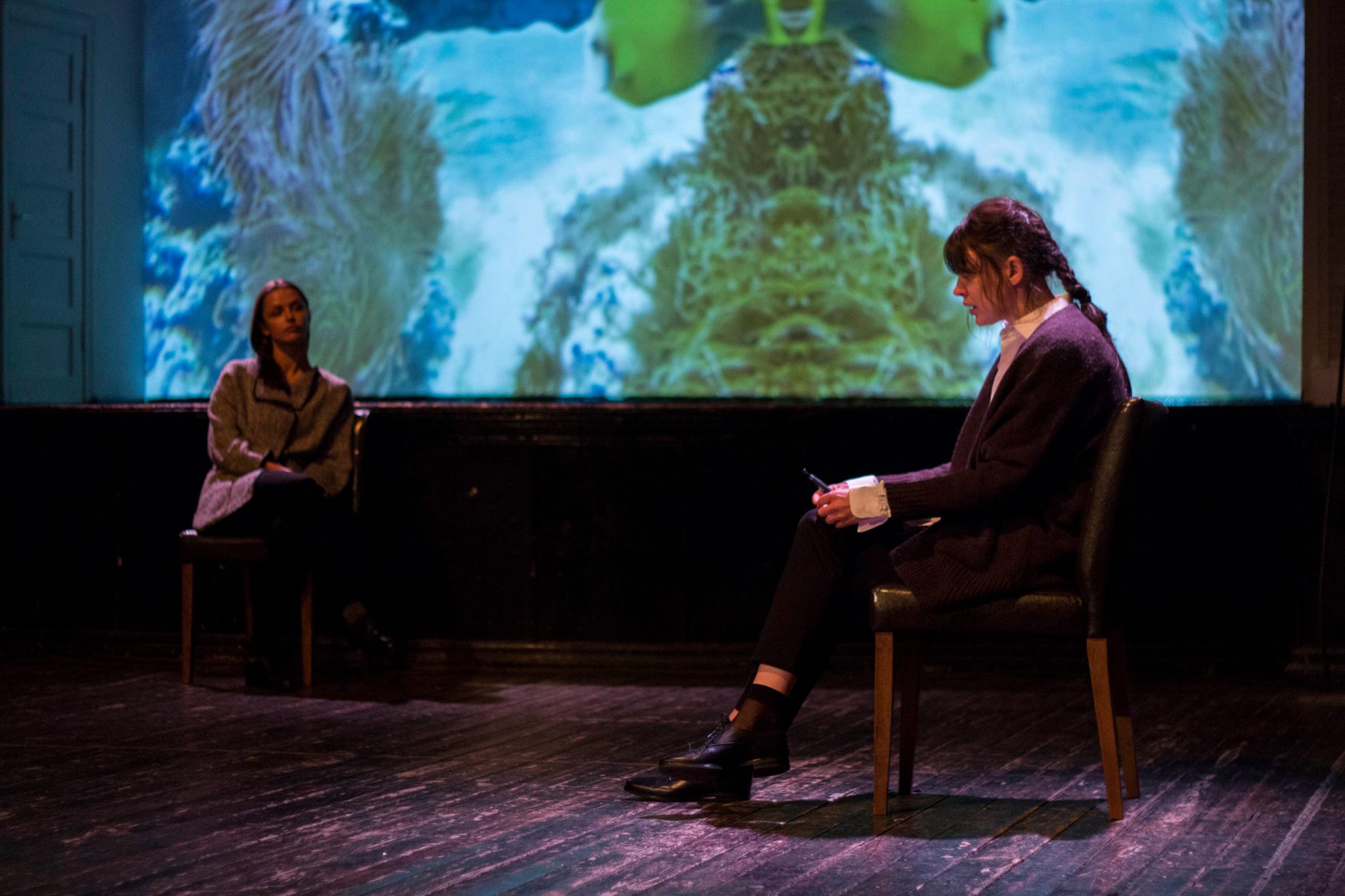 Madara Botmane un Daiga Kažociņa izrādē 