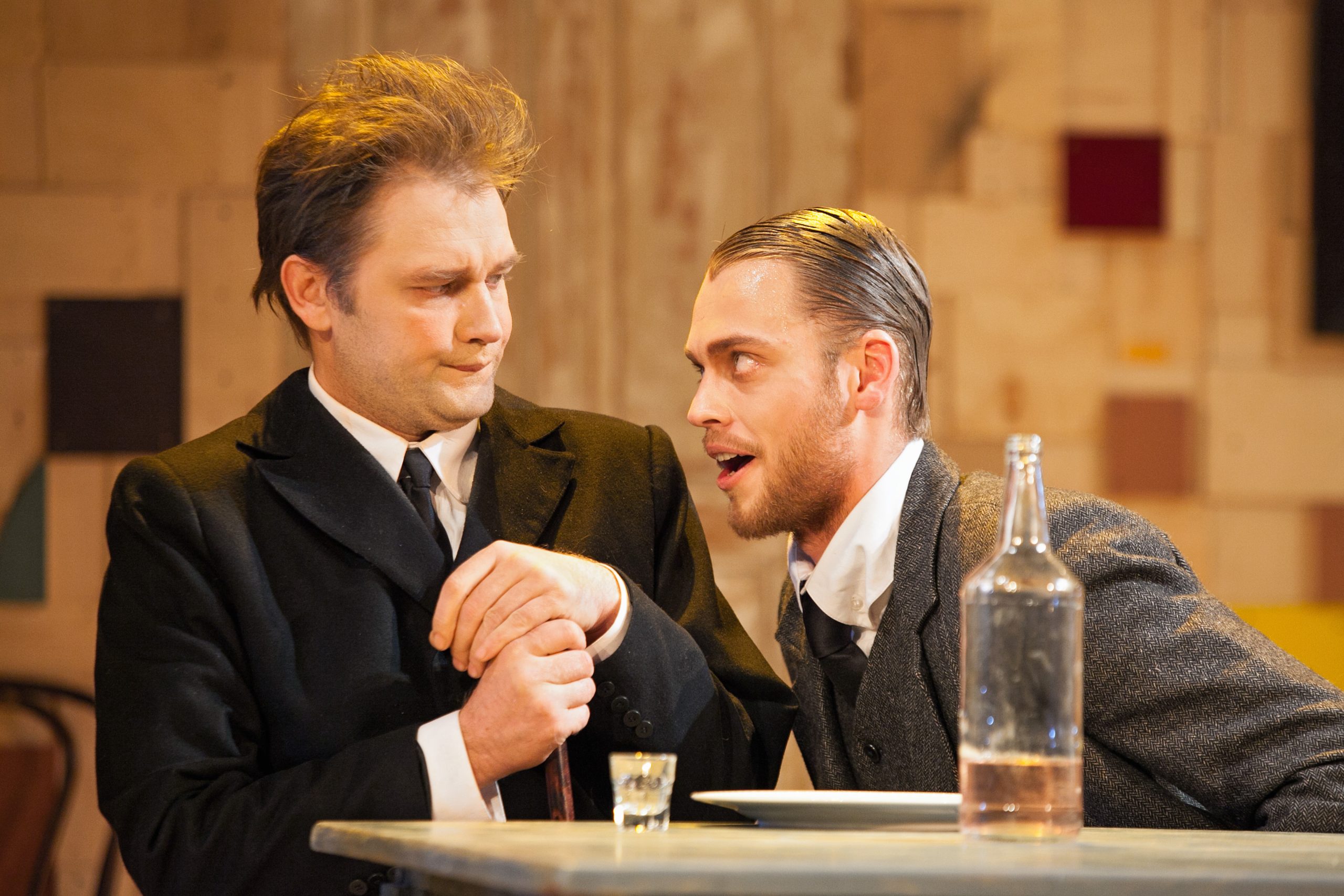 Skats no Liepājas teātra izrādes 