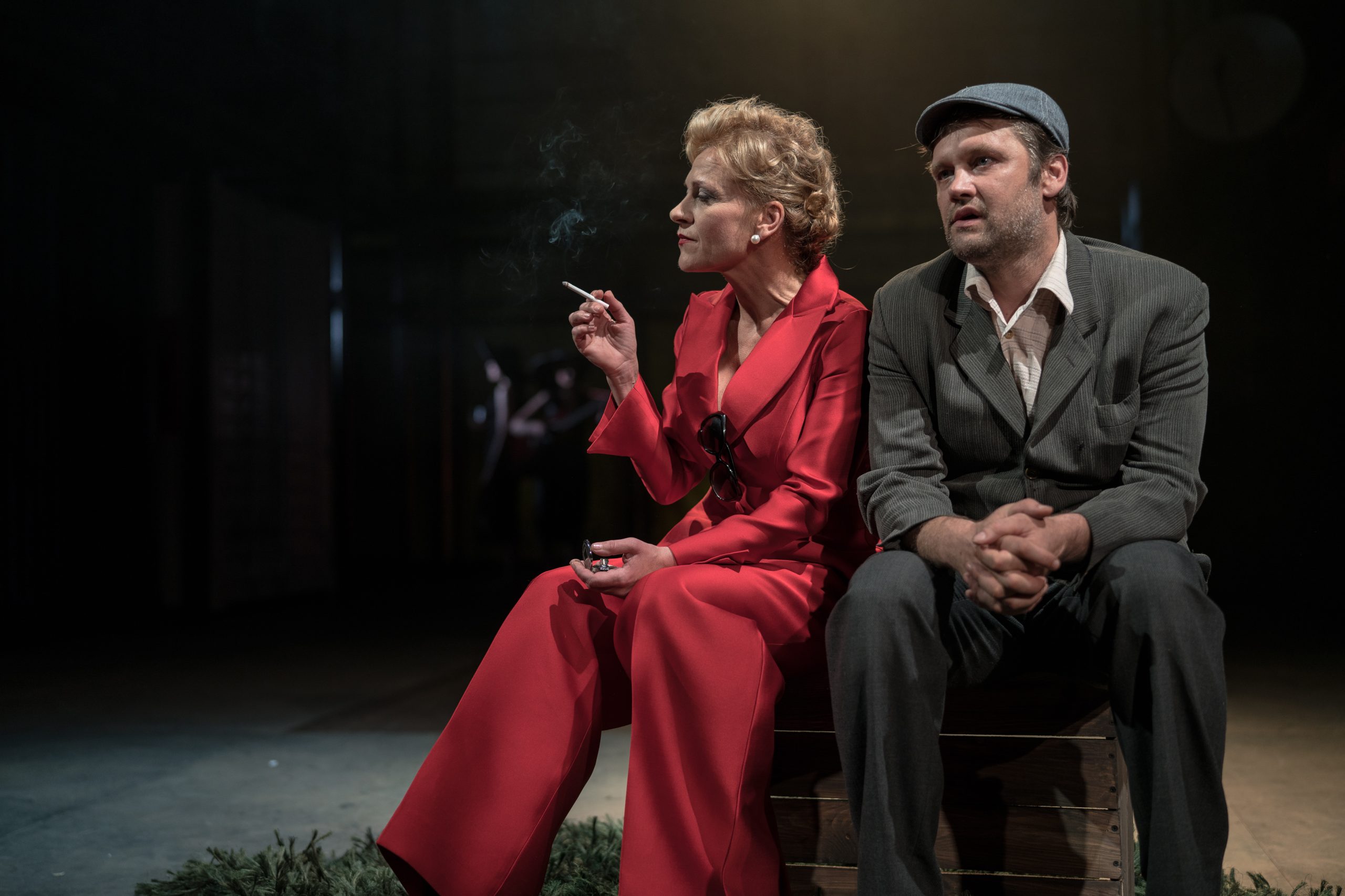 Skats no Liepājas teātra izrādes 