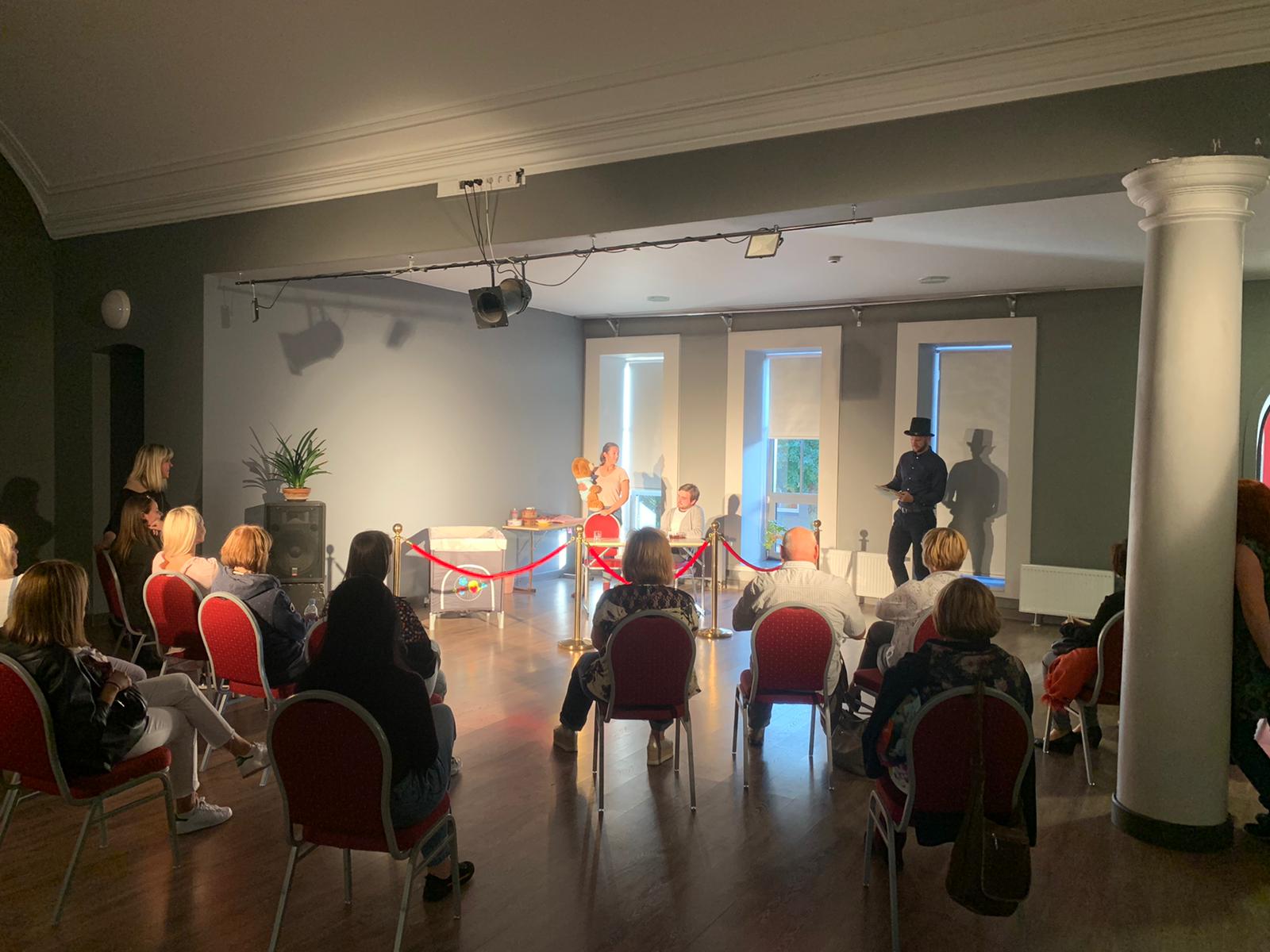 Skats no Ikšķiles amatierteātra “Banda” kopdarba 