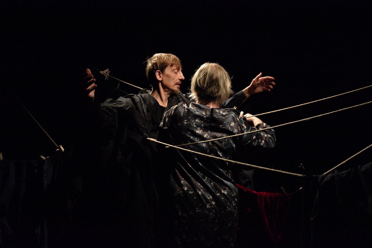 Skats no Klāva Kristapa Košina iestudētās izrādes 